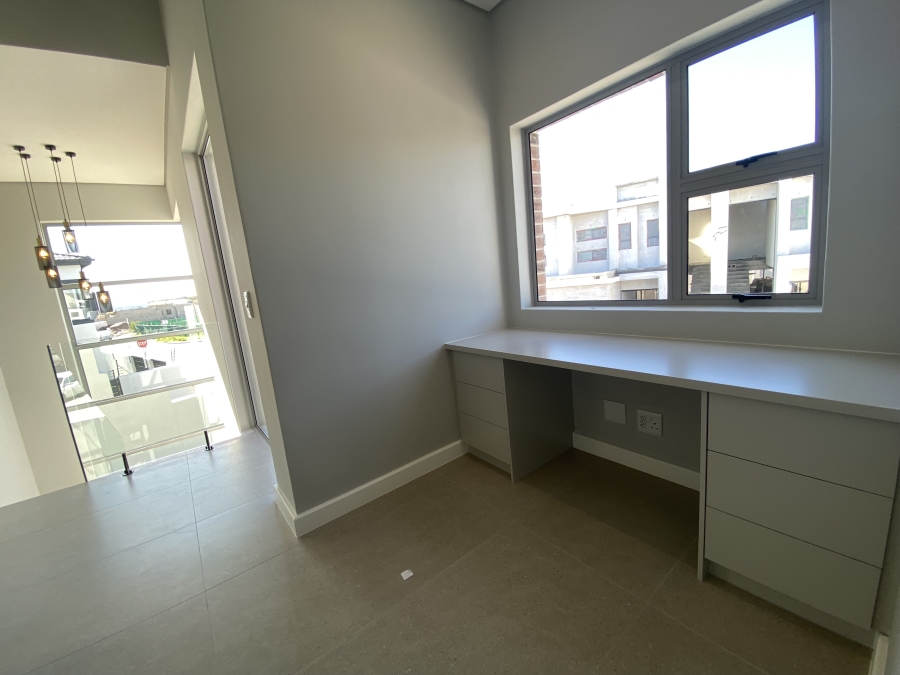 4 Bedroom Property for Sale in Sandown Western Cape